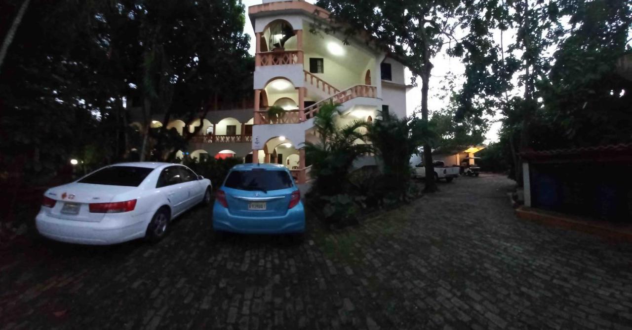 Residencial Estephany Sosúa Dış mekan fotoğraf